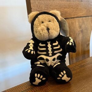 Starbucks Halloween skeleton bear 7th edition glow in the dark